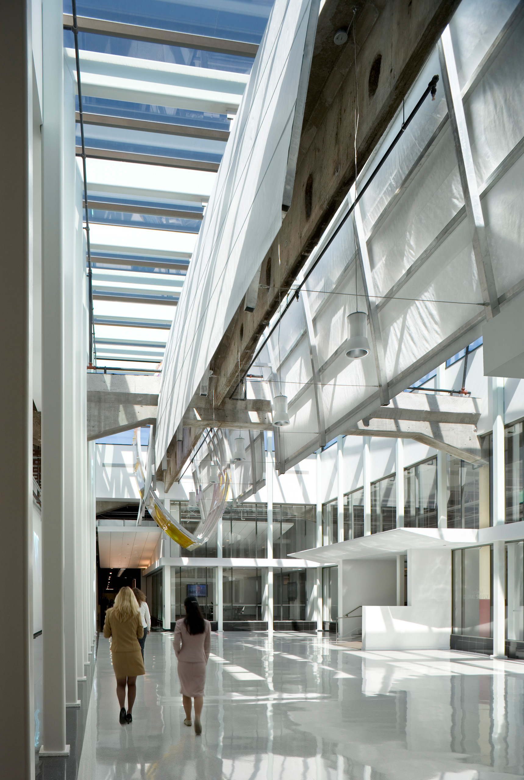 Bannister Federal Complex Finance Office & Atrium