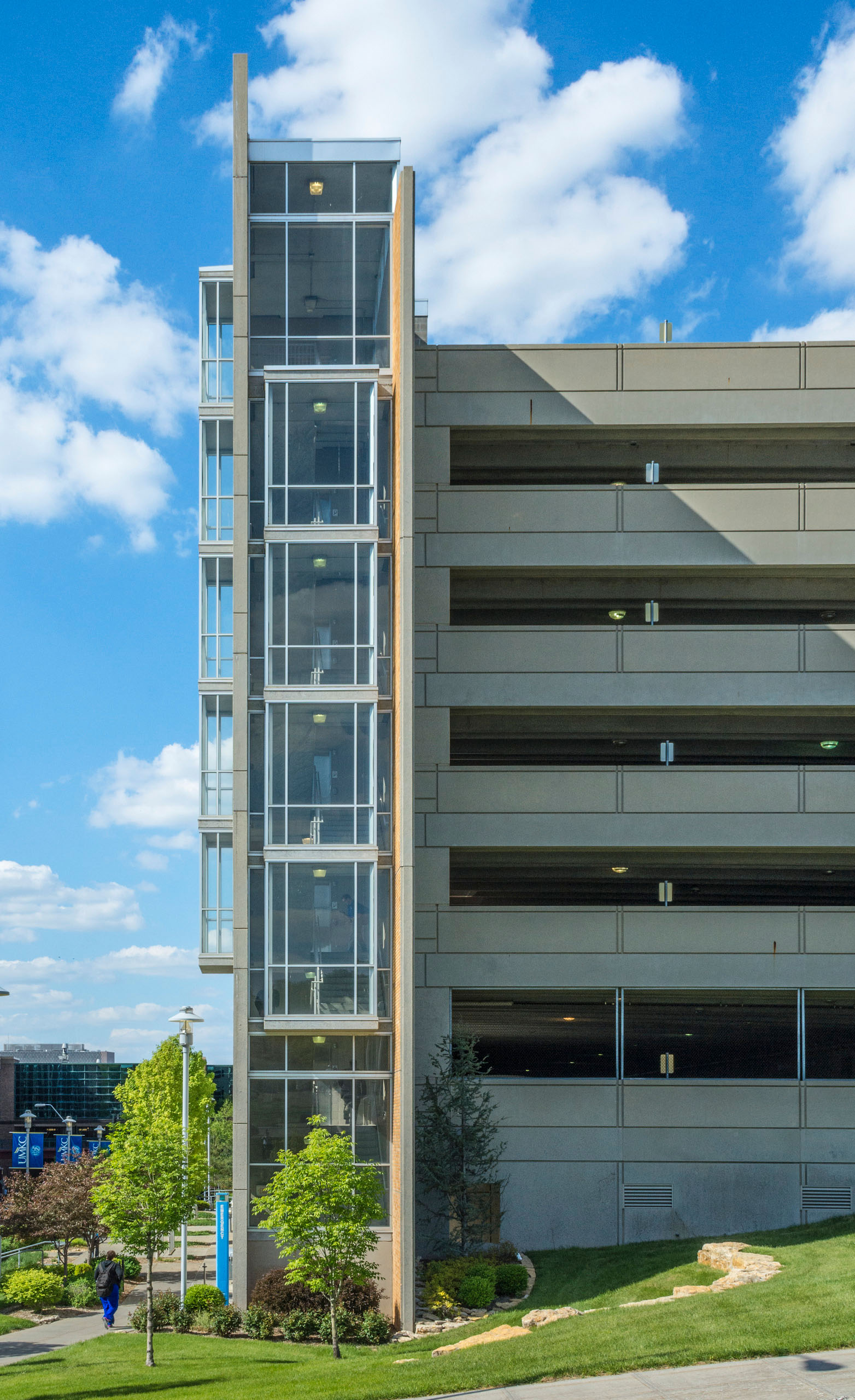 Hospital Hill Parking Garage