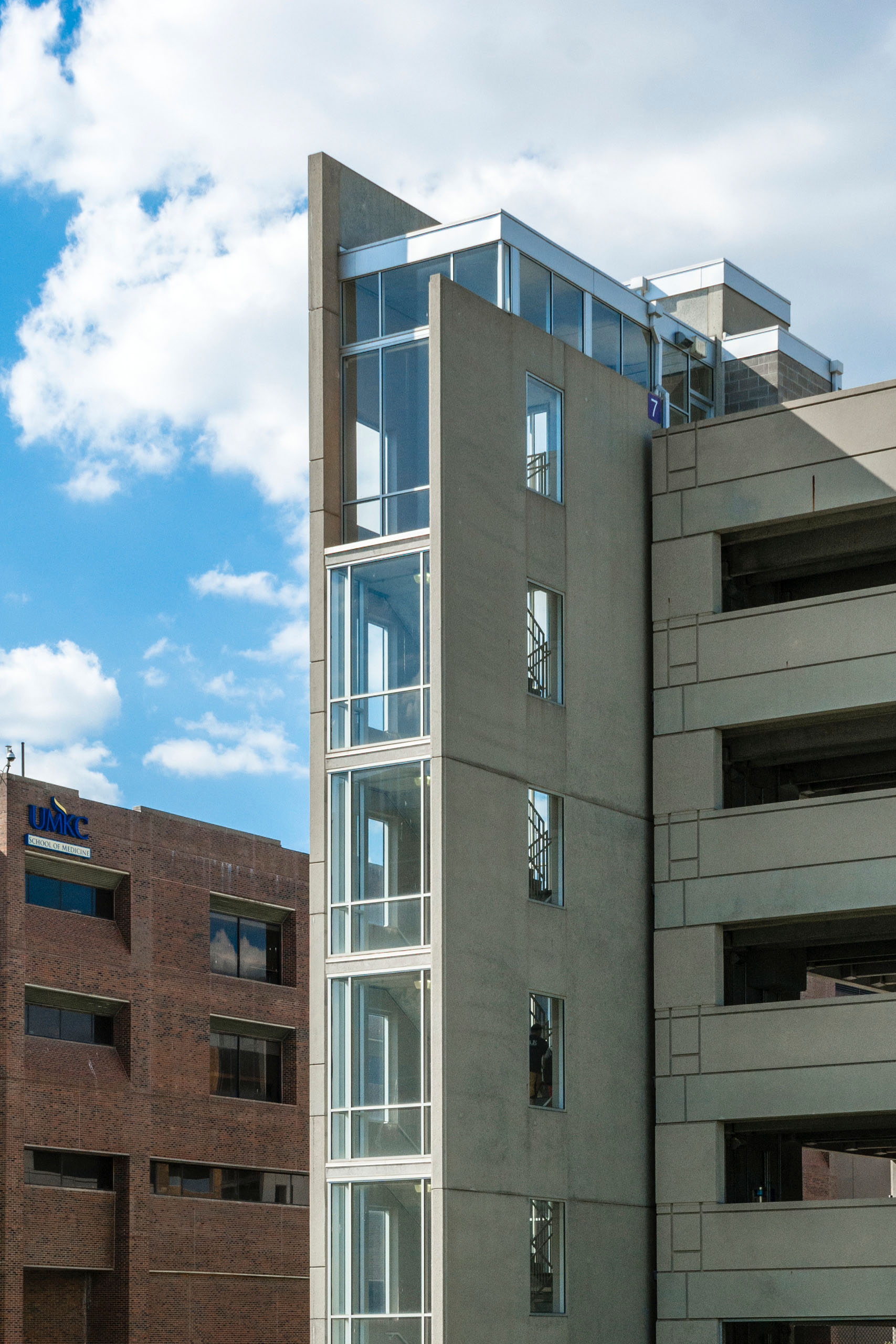 Hospital Hill Parking Garage