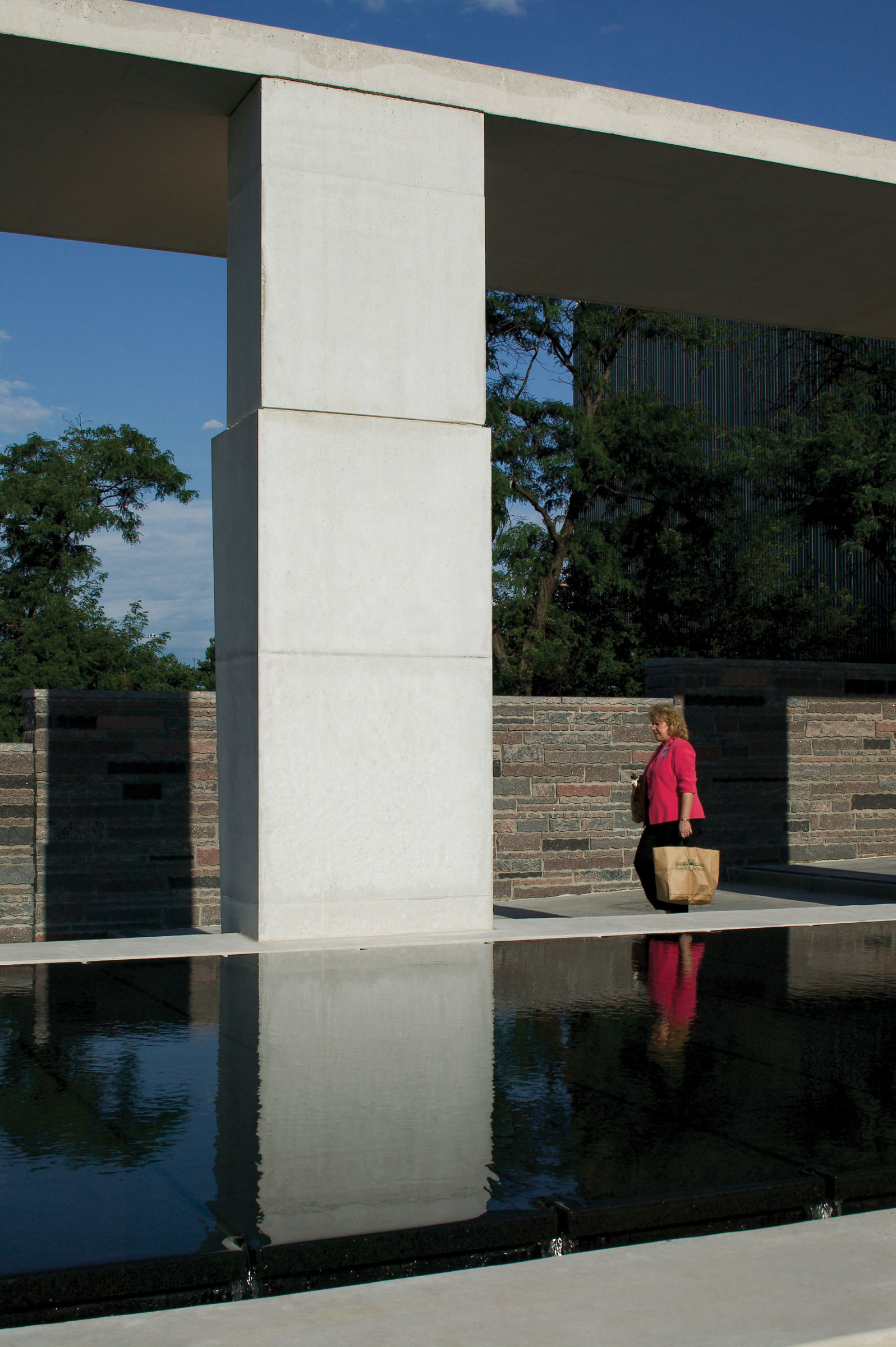 Richard Bolling Federal Building Plaza & Lobby