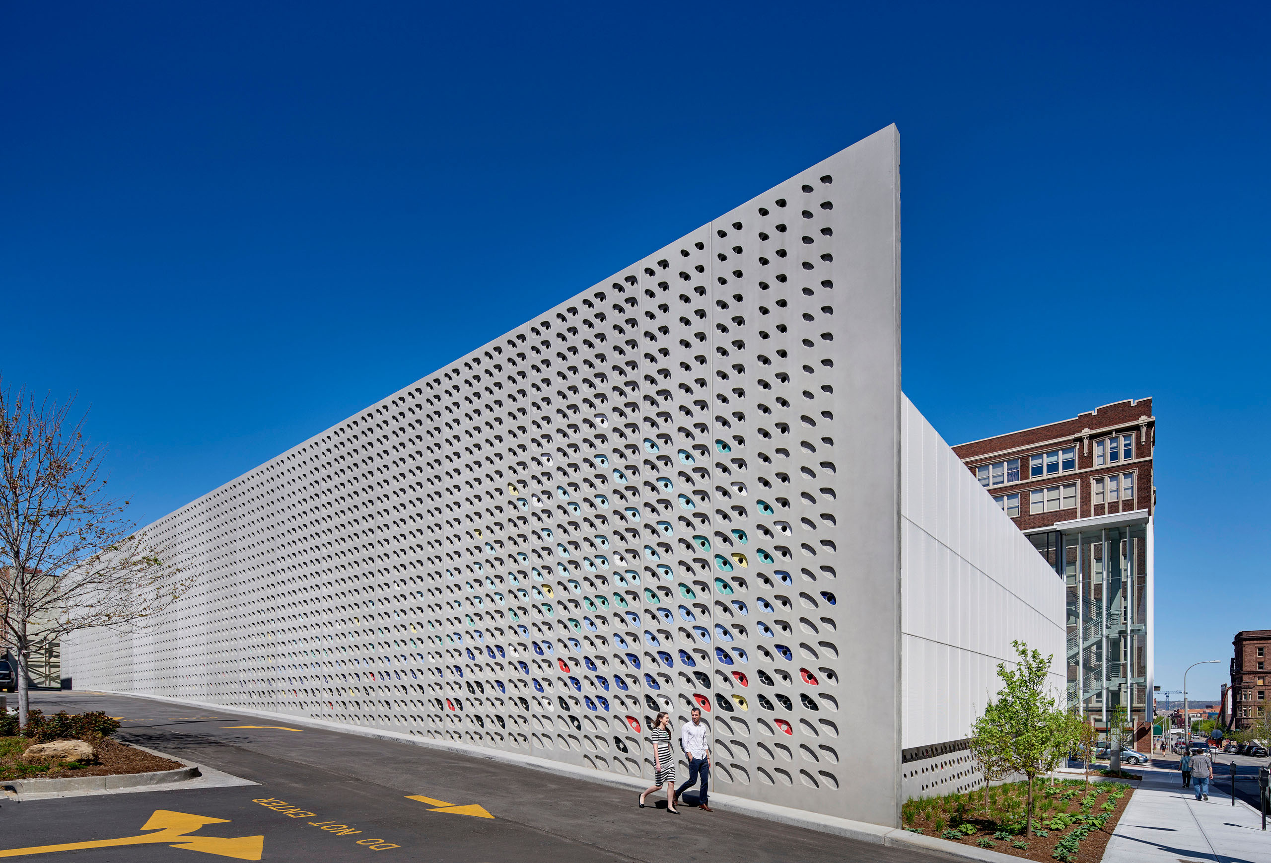 10th and Wyandotte Parking Garage