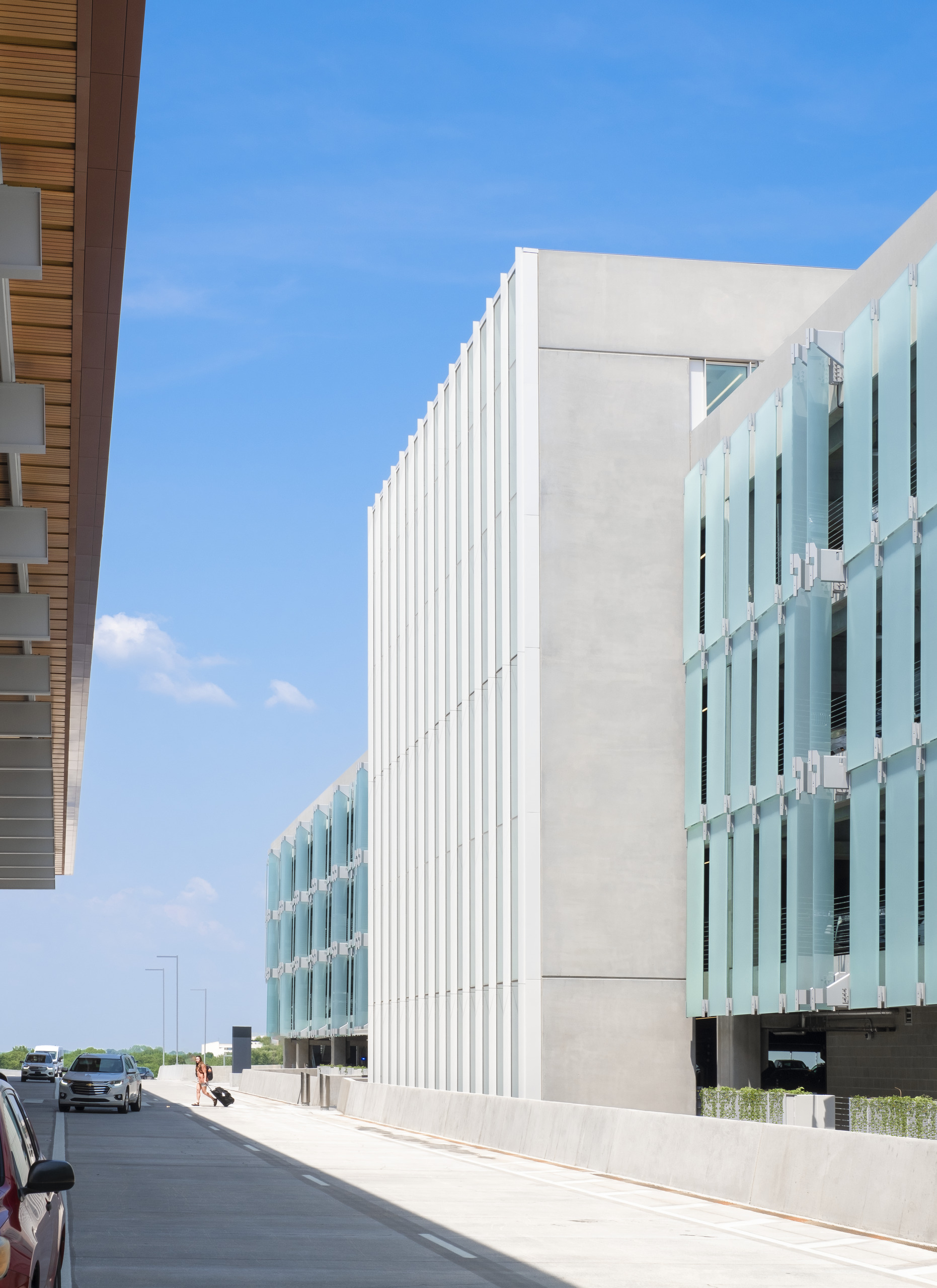 KCI Parking Garage