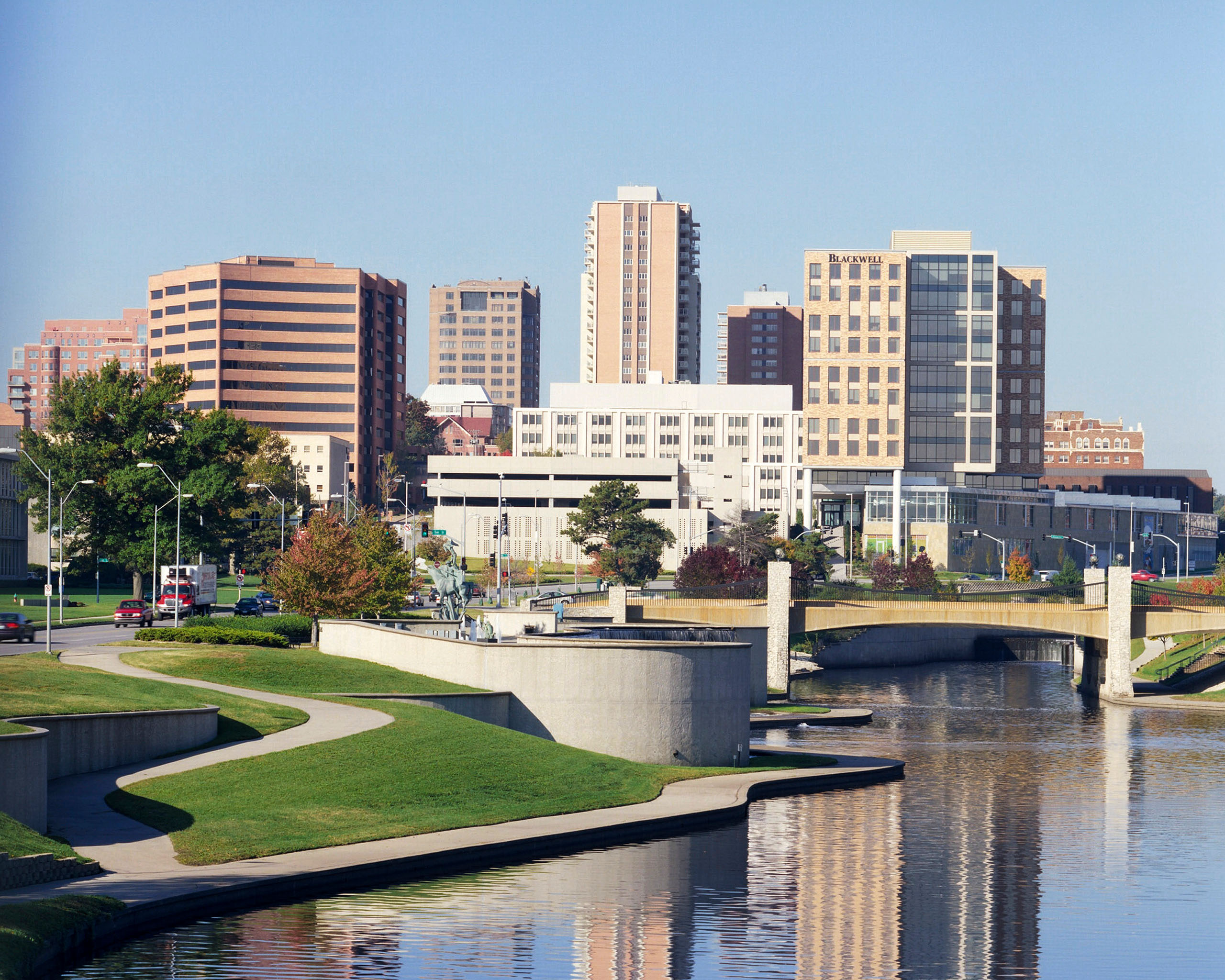 Plaza Colonnade