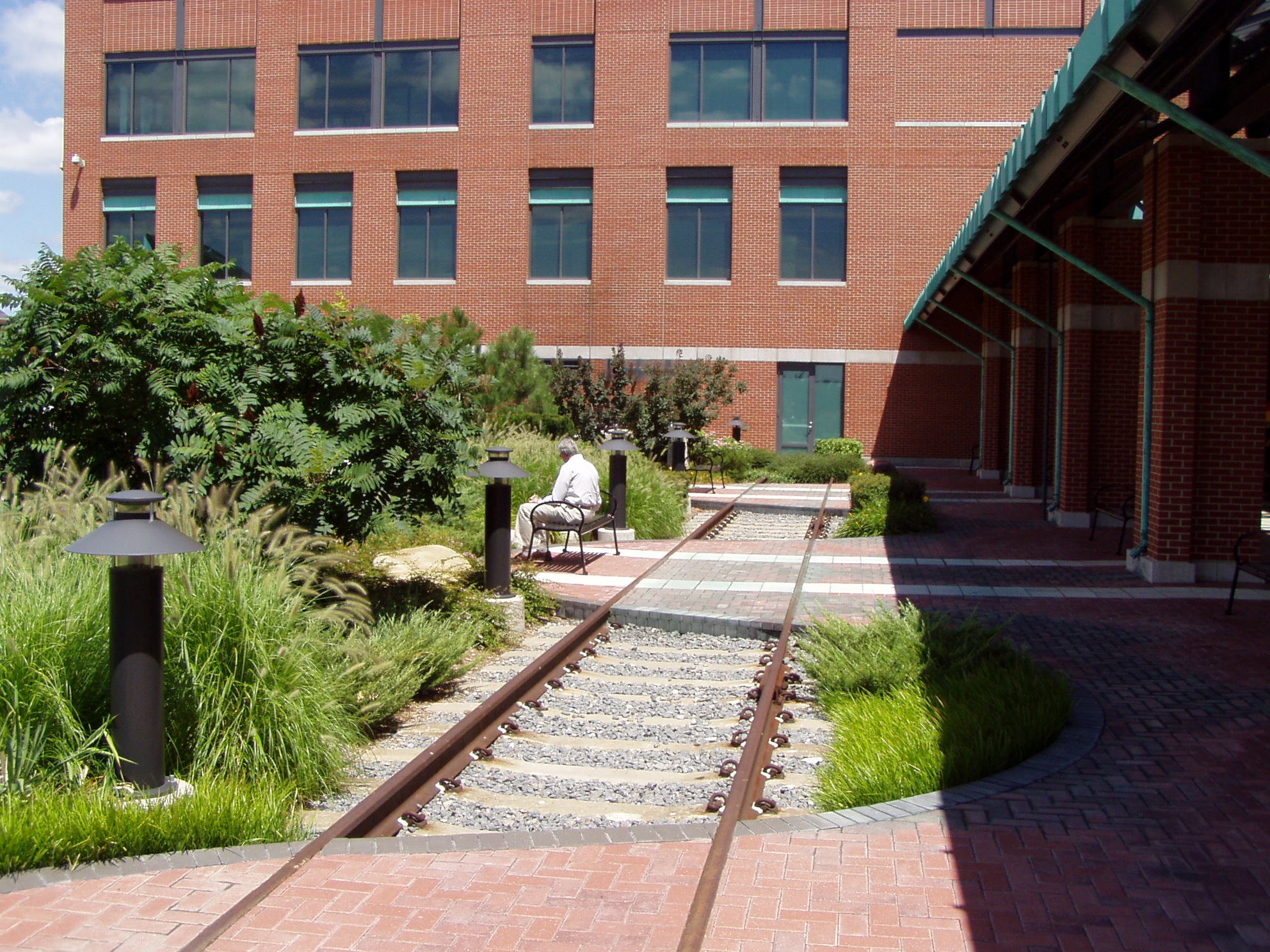 Kansas City Southern Railway Headquarters - Landscape